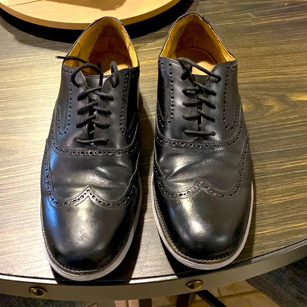 COLE HAAN SHOES SIZE 13
